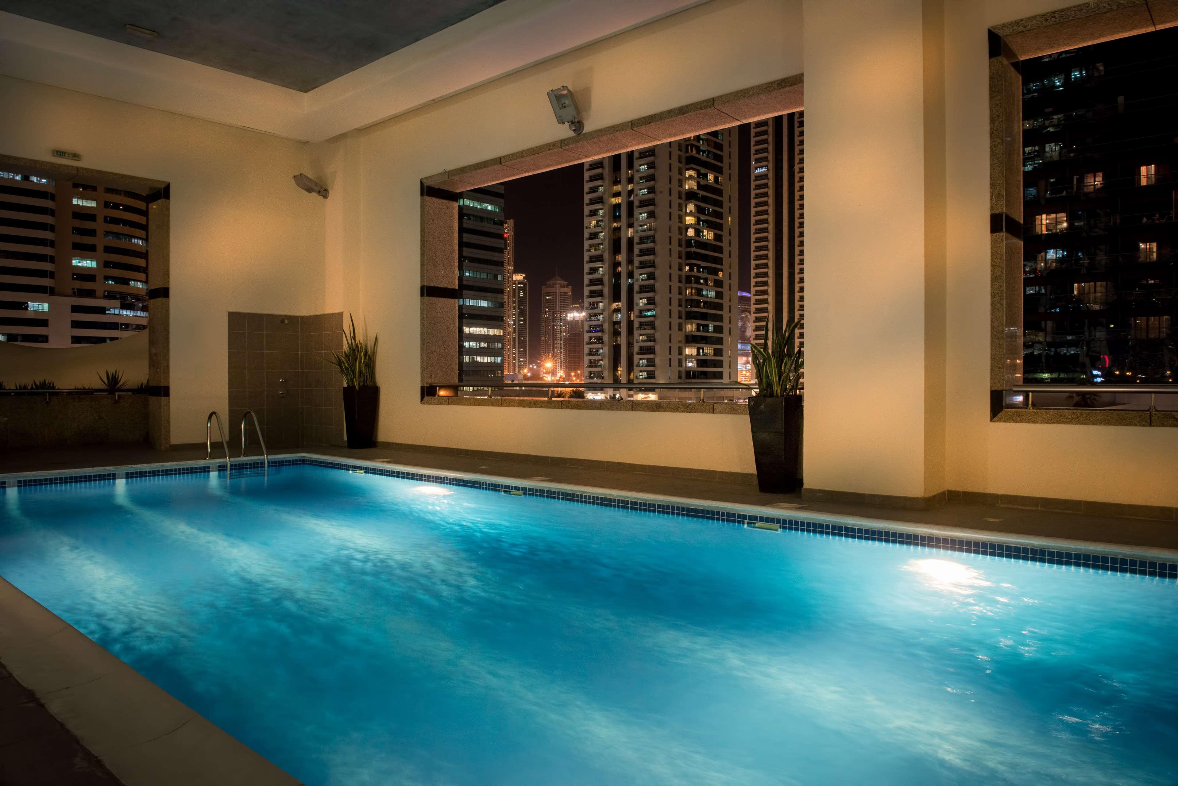 Oaks Liwa Heights Hotel Suites Dubaj Zewnętrze zdjęcie